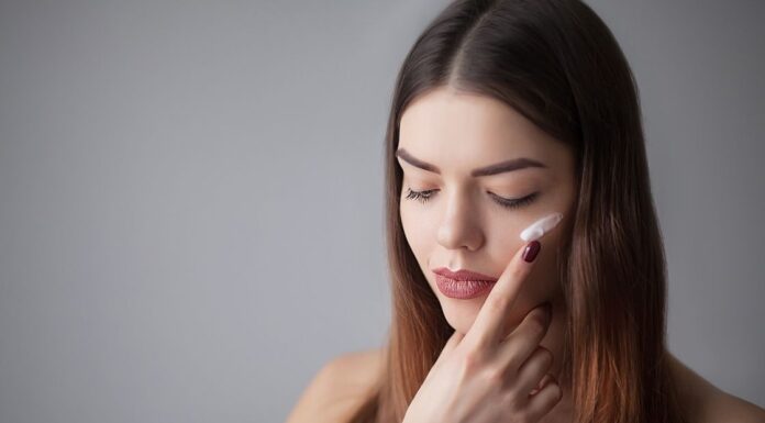 4 Steps to Pamper Your Skin this Weekend! pamper face